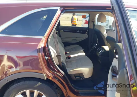 2018 Kia Sorento 2.4L Lx from USA, damaged, VIN 5XYPG4A3XJG387145